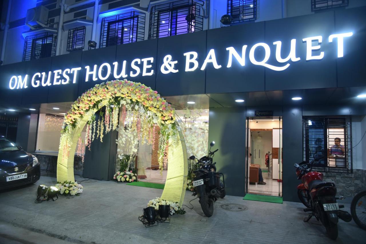 Om Guest House And Banquet Calcutta Buitenkant foto